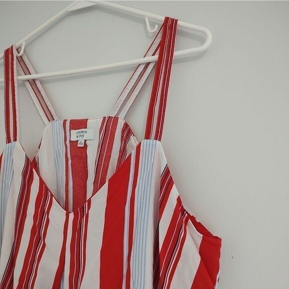 Crown & Ivy Women's Size XL Double Later Red White Blue Striped Blouse Tank Top - Picture 2 of 8